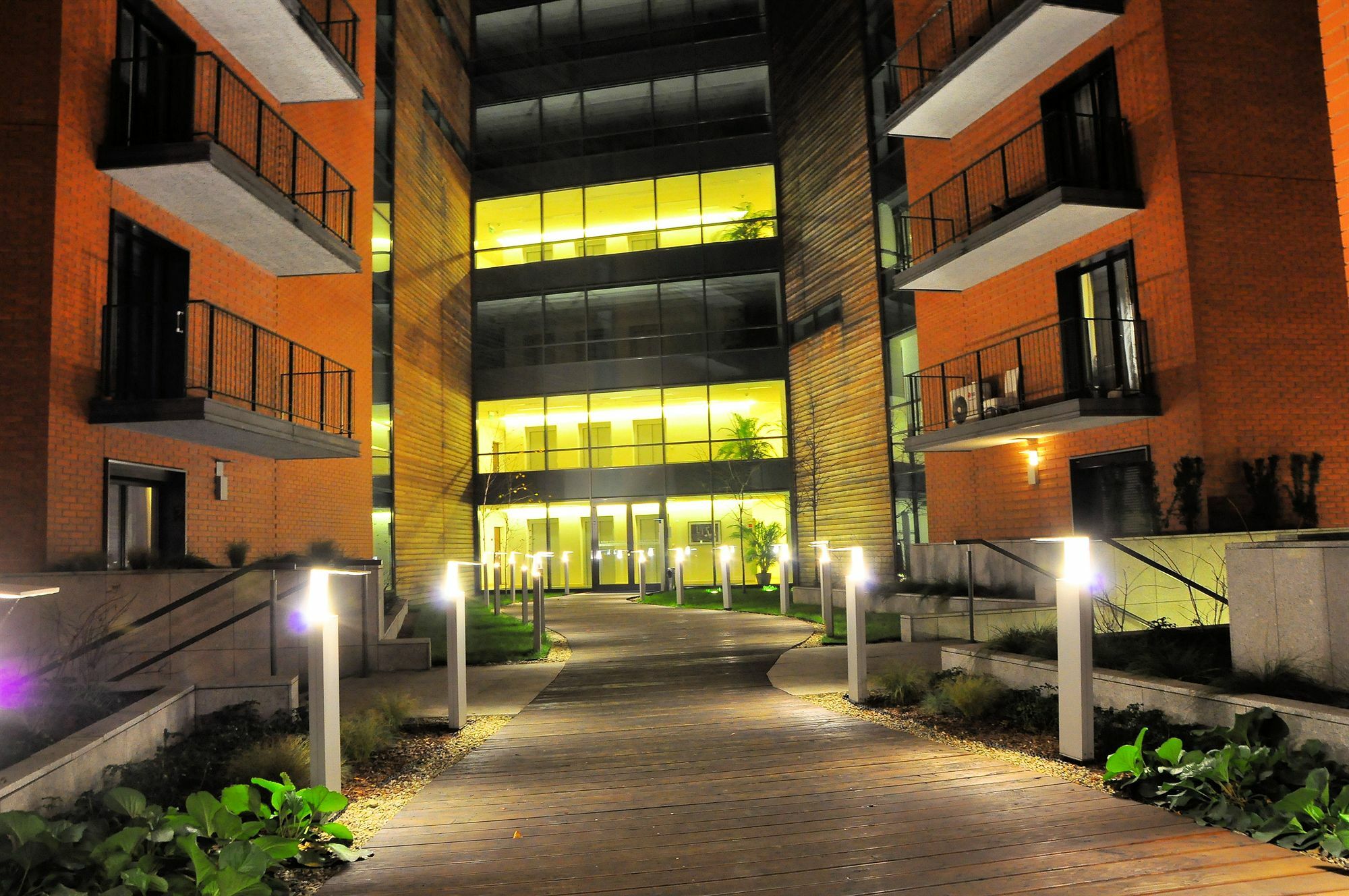 Angel City Center Krakow Aparthotel Exterior foto